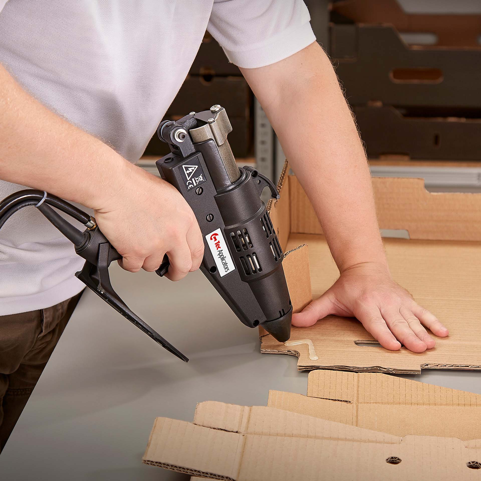 Power Adhesives Tec 6100 Extrusion Glue Gun - Image 4