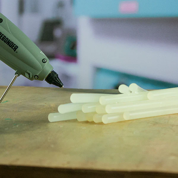 Surebonder 925 Acrylic Glue Sticks - Image 2